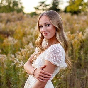 Meet your Posher, Edie